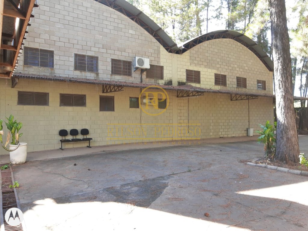 BARRACÃO COMERCIAL