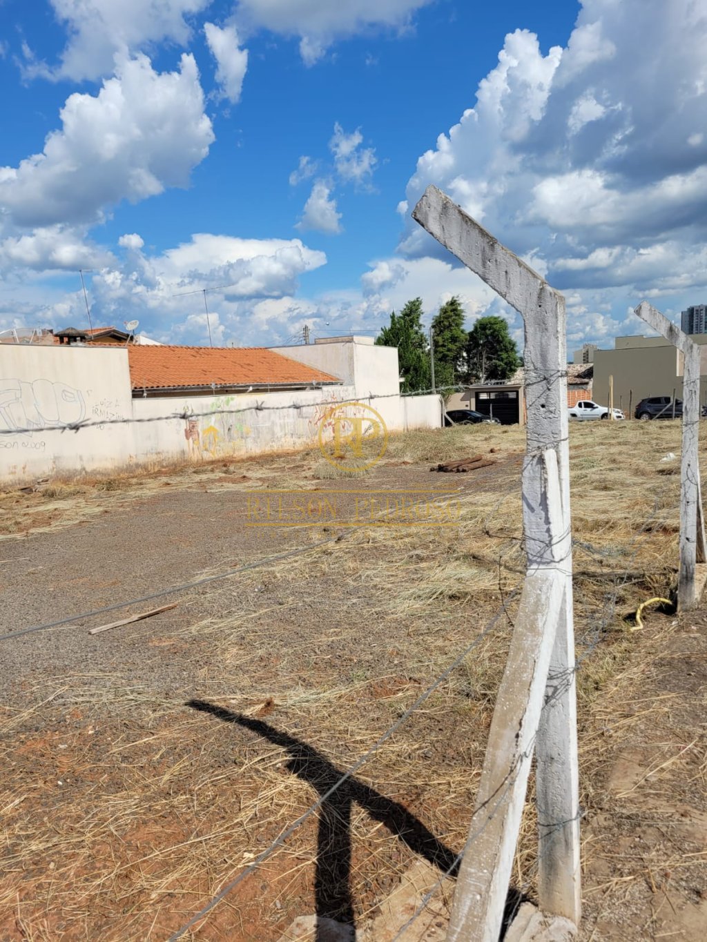 TERRENO COMERCIAL