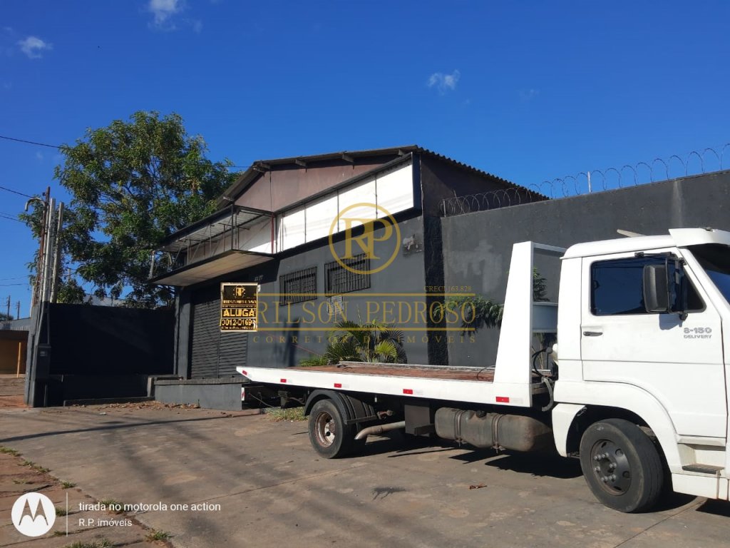 BARRACÃO COMERCIAL